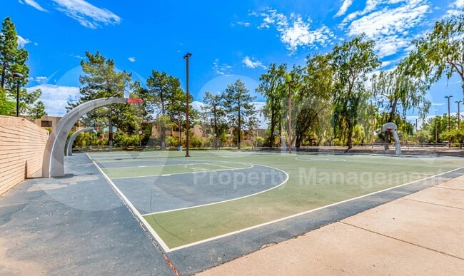 Photo - 4354 N 82nd St