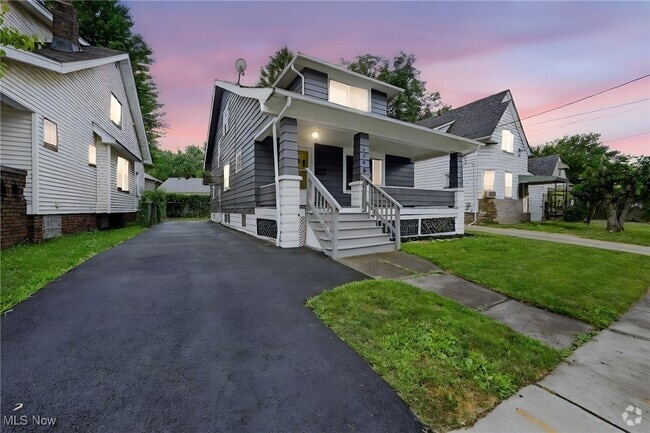 Building Photo - 4200 Cullen Dr Rental
