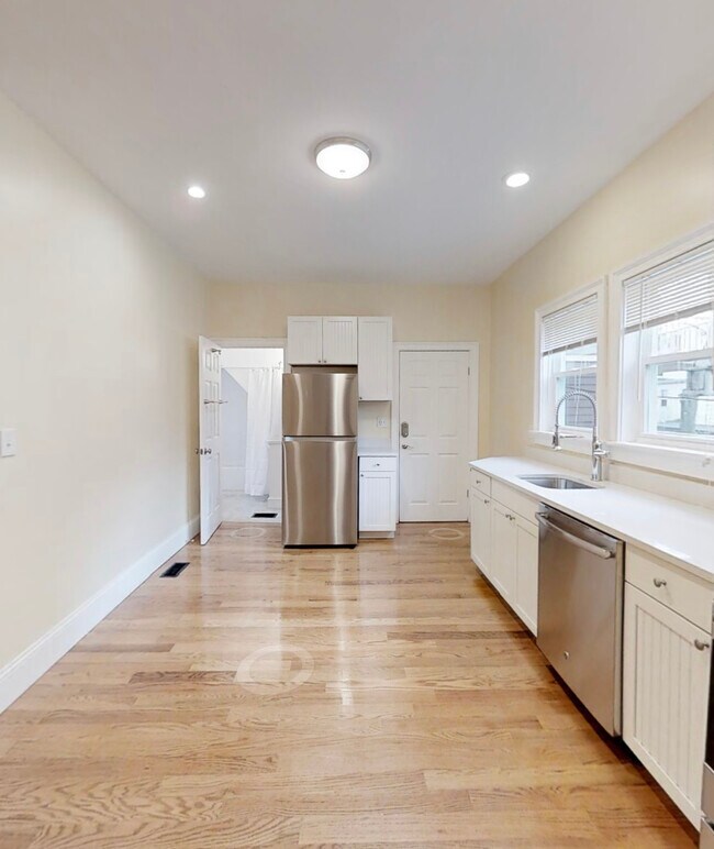 Photo - 8 Claremon St Unit 1