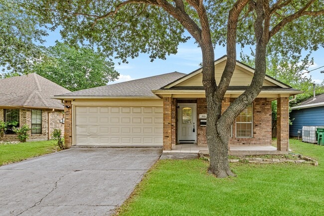 Photo - 3521 Lydia St