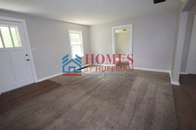 Photo - Three Bedroom House | Large Backyard