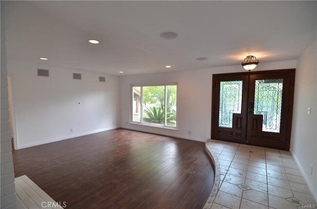 Photo - 302 Briar Creek Rd