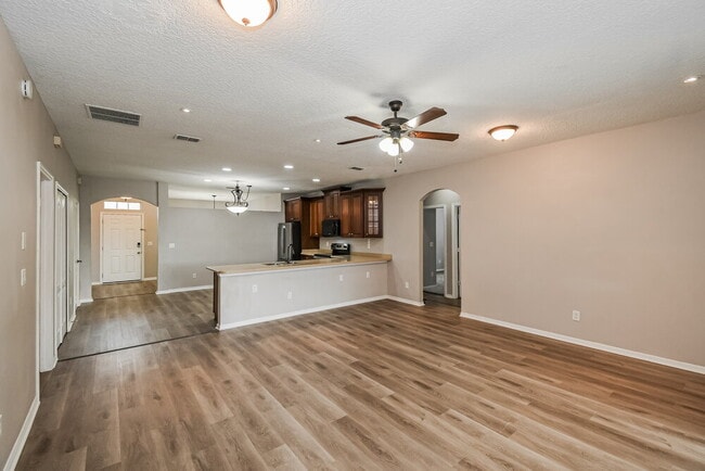 Photo - 3185 White Heron Trail