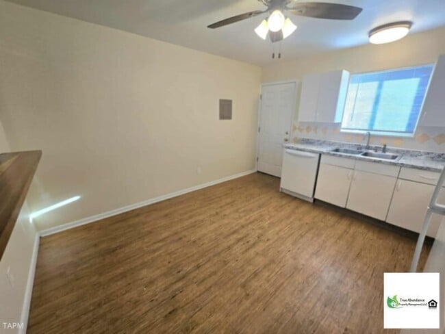 Photo - Lovely Two Bedroom Apartment Ready for Mov...