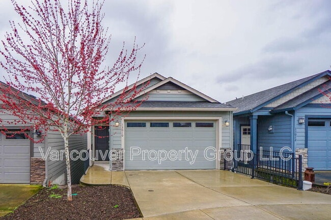 Building Photo - 13010 NE 24th Cir