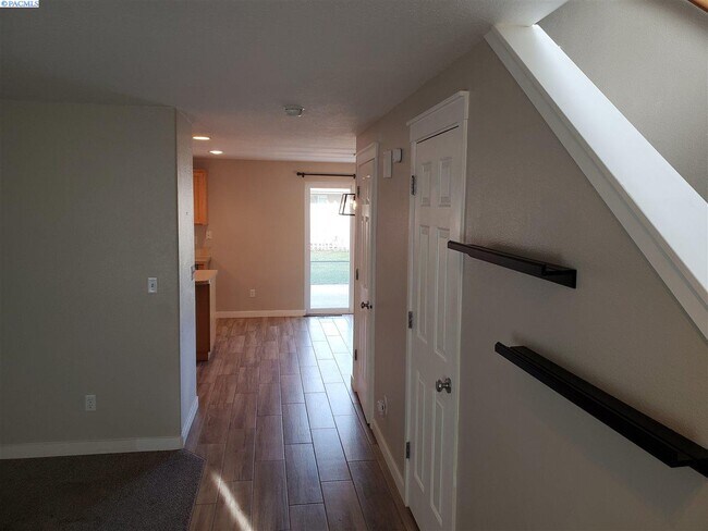 Photo - West Pasco 2 Story