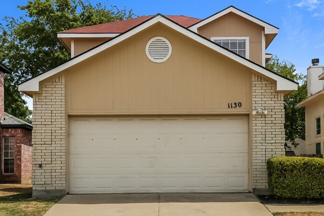 Photo - 1130 Colbert Ln