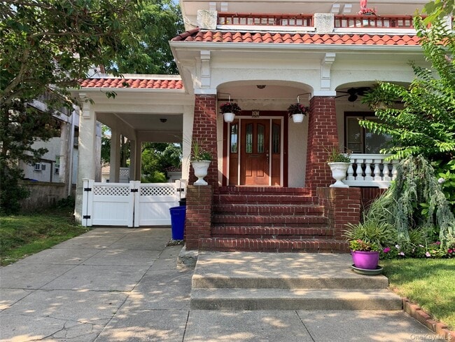 Photo - 27 W Olive St Unit 2