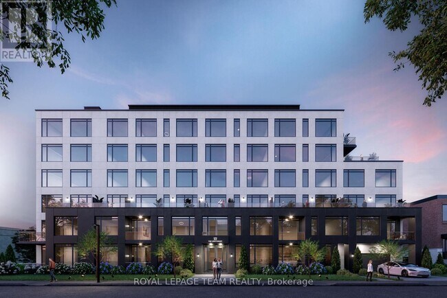 Photo - 398 Roosevelt Ave