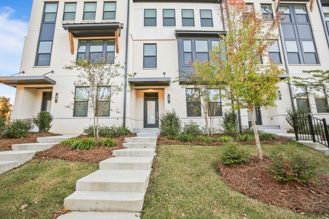 Building Photo - Luxury 3-Story Townhome for Lease