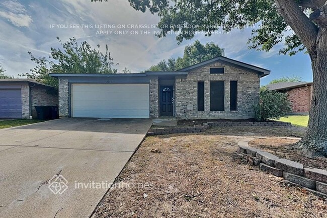 Building Photo - 2075 Paint Pony Ln