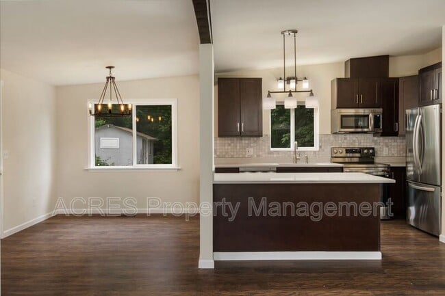 Photo - 12126 SE 160th St