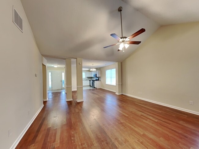 Photo - 761 Sugar Oak Ln