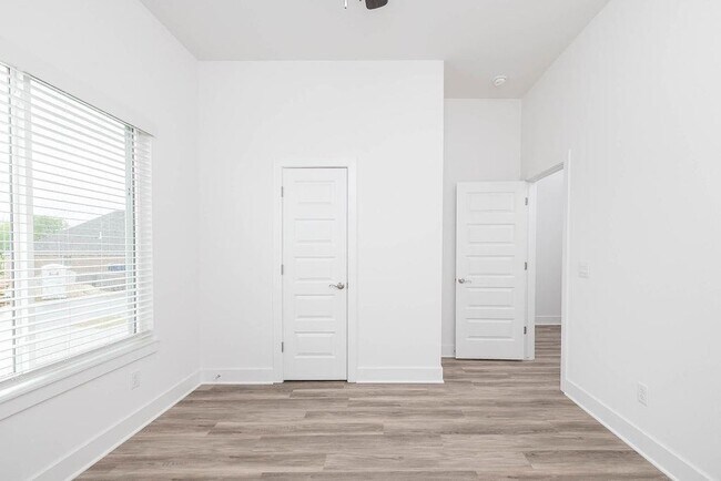 Photo - 2856 S Zinc Ave
