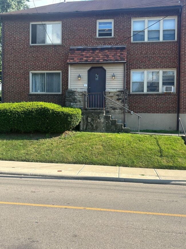 Building Photo - 4248 Langley Ave Unit 6