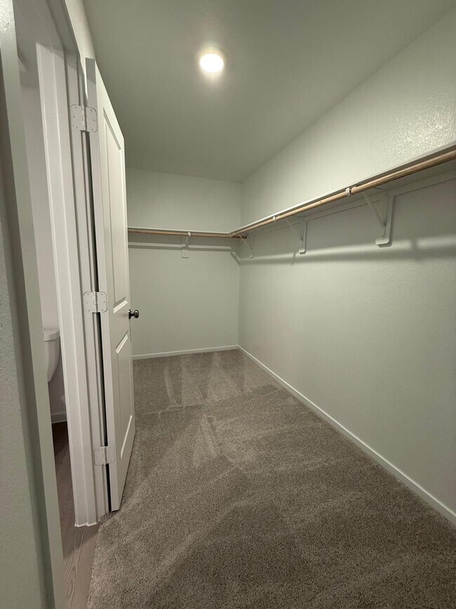 Photo - 3093 Fantasy Ter Dr