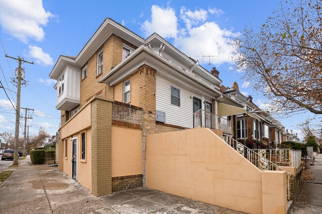 Photo - 1700 68th Ave