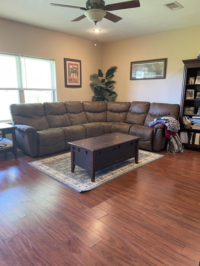 Photo - 6863 Par Rd 7137