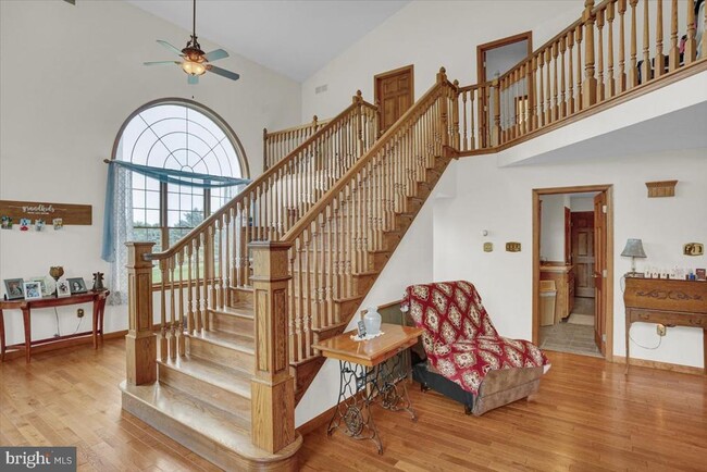Building Photo - 2209 Shartlesville Rd Rental