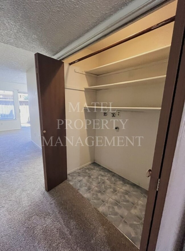 Photo - COL3701 Unit 1