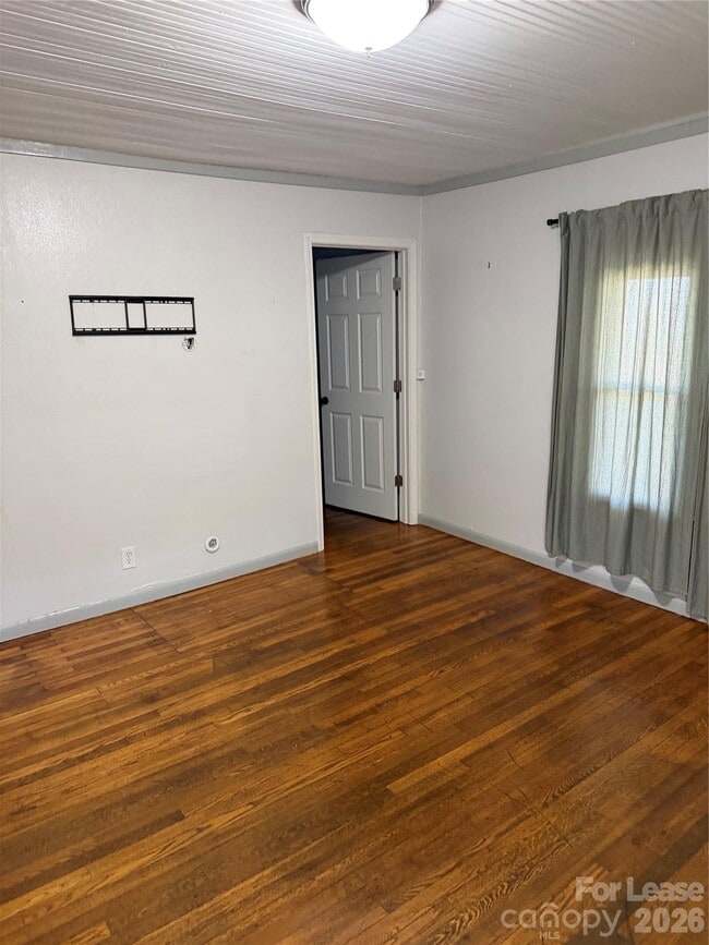 Photo - 31 Carolina Ave