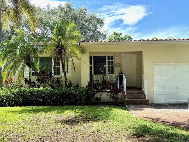 Building Photo - 5760 SW 35th St Rental