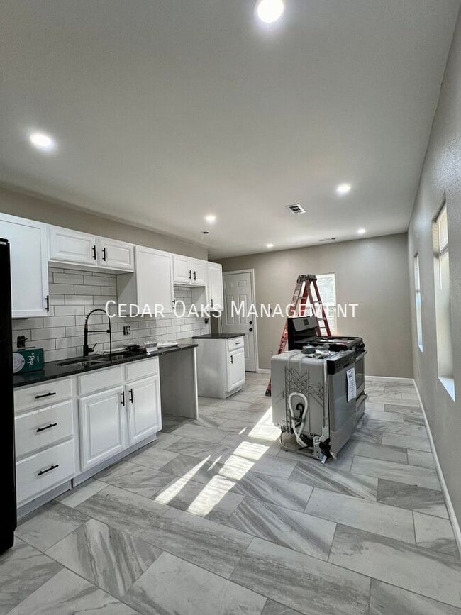 Photo - 4098 N Salem Rd