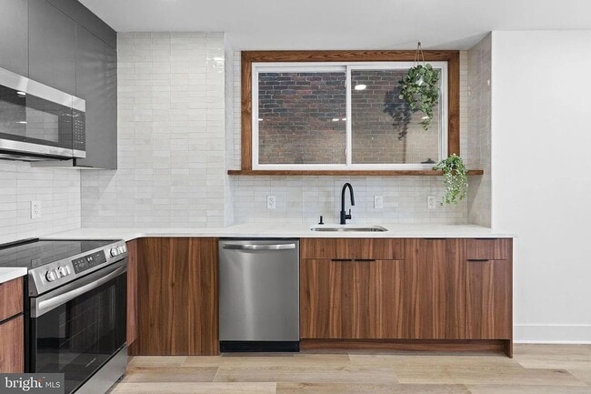 Photo - 1502 S 52nd St Unit A