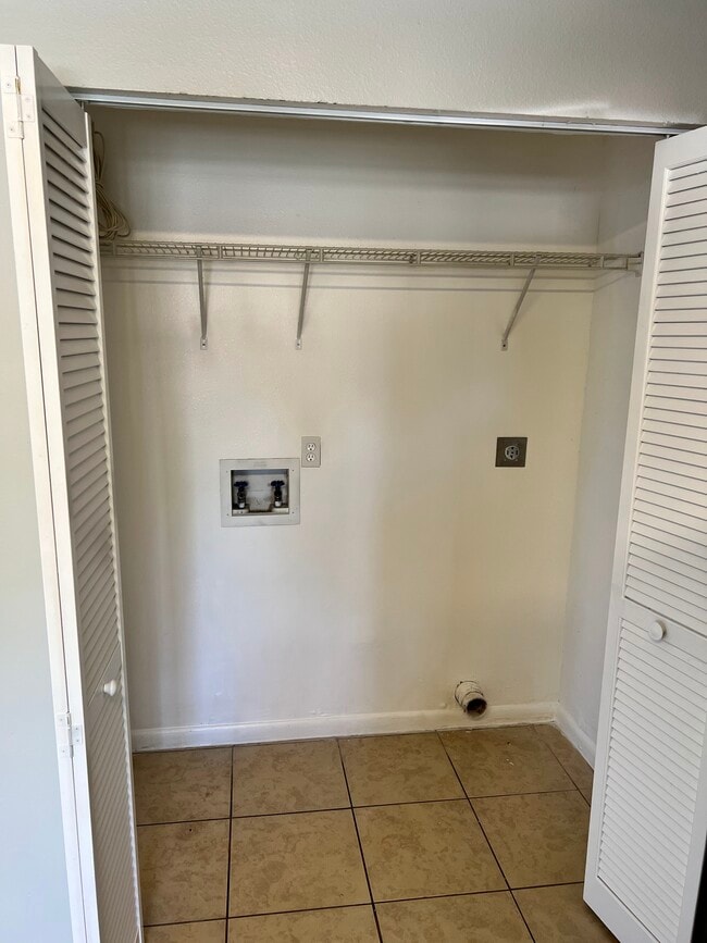 Photo - Lakeland Oregon Duplex