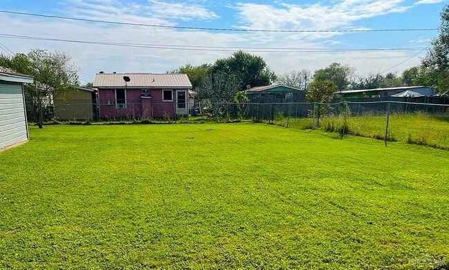 Photo - 10 Jesus R Cruz