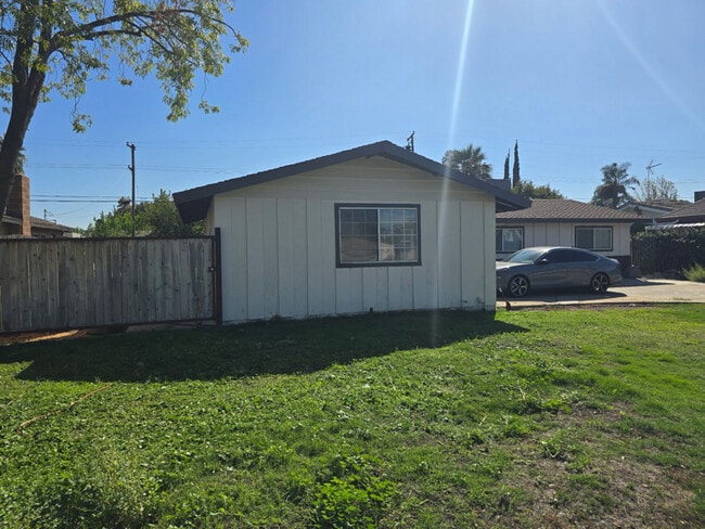 Photo - 3801 Bianchi Way