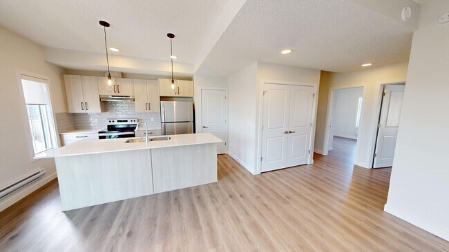 Photo - Spectactular 2 bedroom, 1 bathroom townhou... Unit 2 Bed: PH