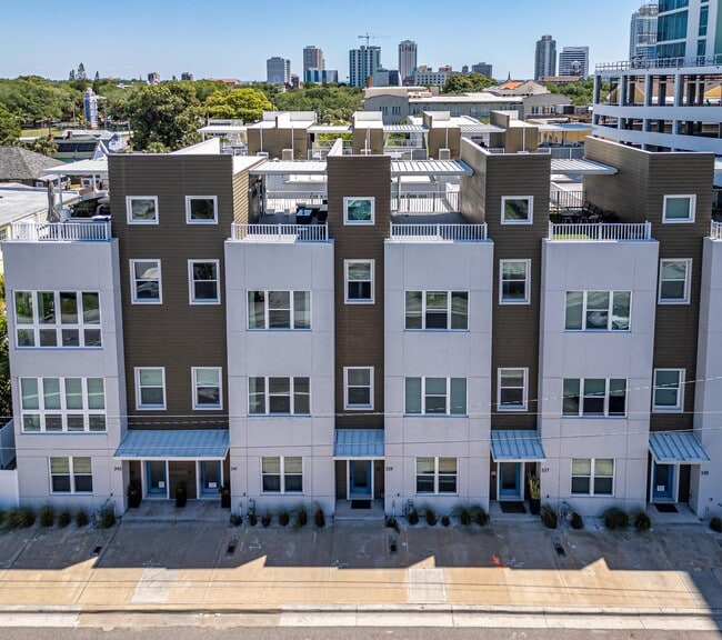 Building Photo - 339 8th St N