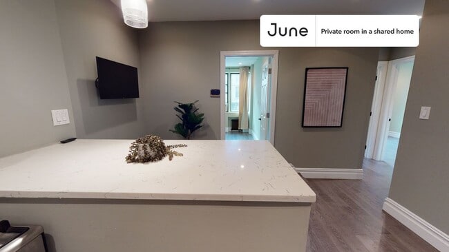 Photo - Room in Shared 3 bed/2 bath home Unit B