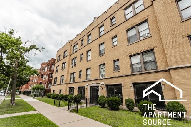 6143 S Woodlawn Ave Unit 6143 South Woodlawn Ave