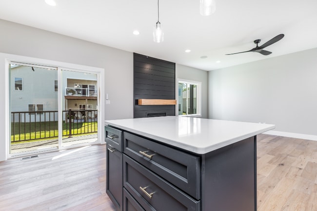 Photo - 1370 Autumn Ridge Ln