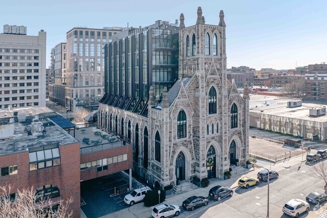 Photo - Lucas Condos