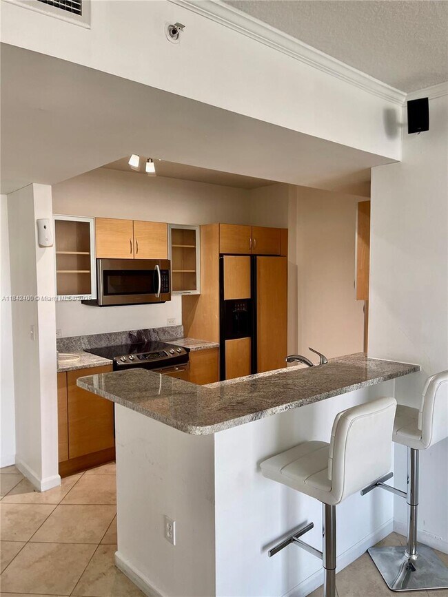 Photo - 18800 NE 29th Ave Unit 723