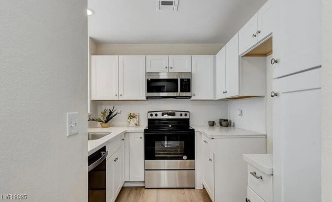 Photo - 5600 Orchard Ln Unit 0