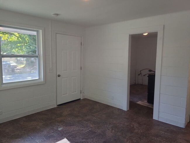 Photo - 2 Bedroom 1 Bathroom Apartment in Red Bank...