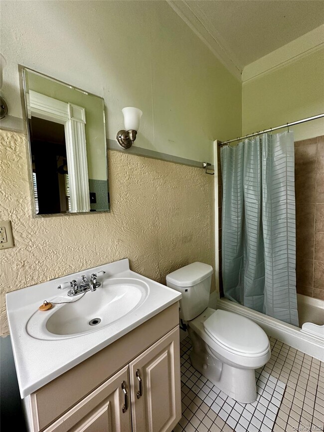 Photo - 16 Broad St Unit 3