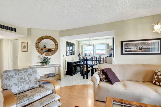 Photo - 3836 Via Poinciana Unit 601