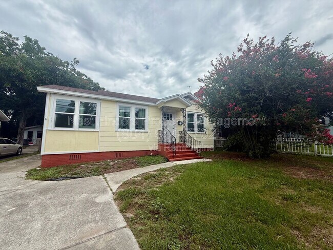 Photo - 5143 Palmer Ave