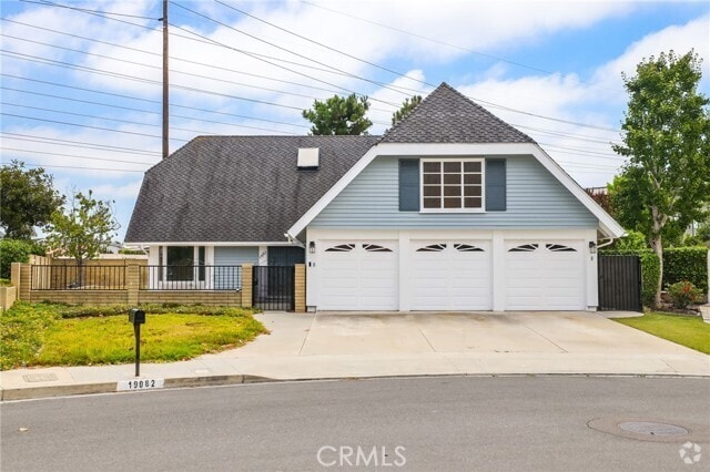 Building Photo - 19082 Plum Tree Ln Rental