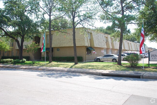 Photo - Vista Del Lago