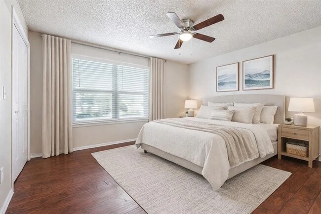 Photo - 11417 N May Ave