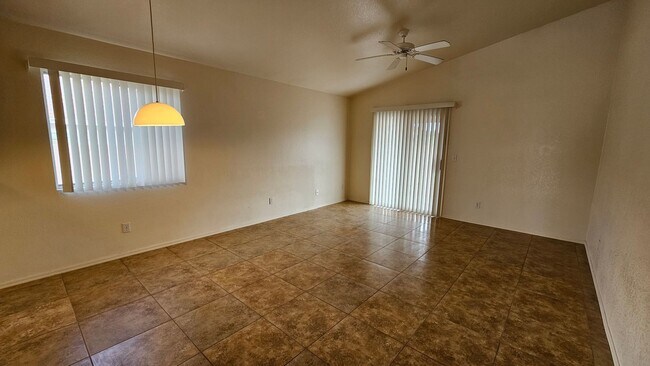 Photo - 3233 W Via Campana De Cobre Unidad Via Campana de Cobre 3233