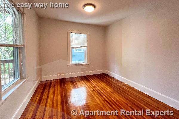Photo - 17 Ashland St Unidad #2