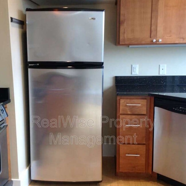 Photo - 395 E Main St Unit 5