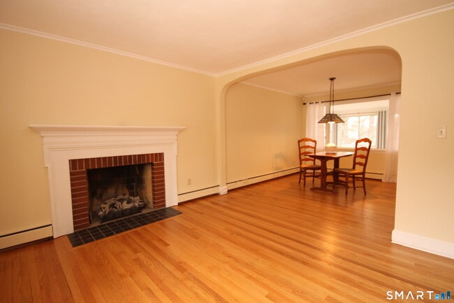 Photo - 48 Meadow Farms Rd